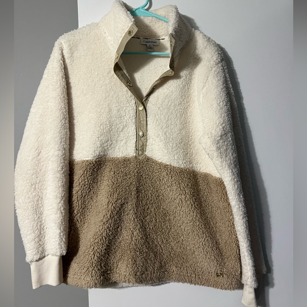 Calvin Klein Cream and Tan Sherpa Sweater